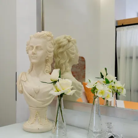 Little Palace, Jacuzzi Privado شقة إشبيلية