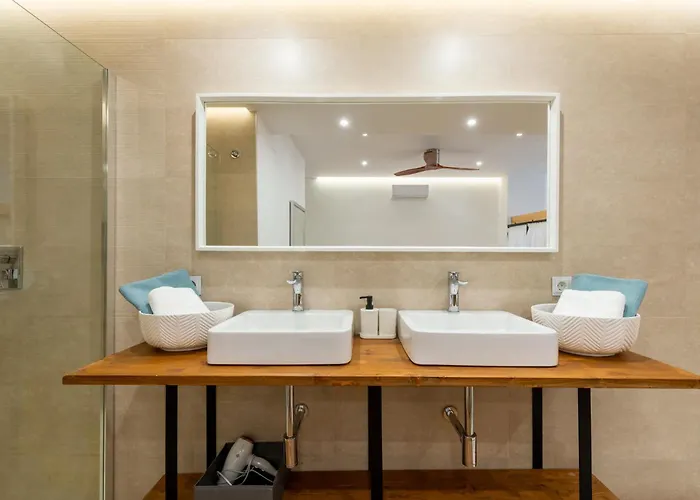 Little Palace, Jacuzzi Privado * Sevilla